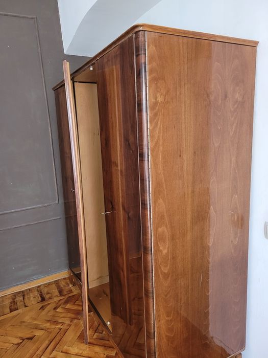 Шифонер трехстворчетый