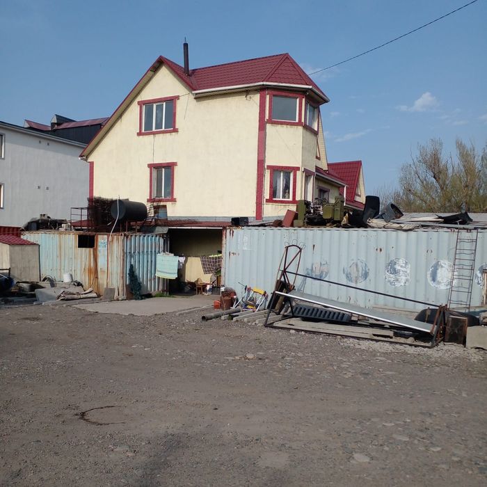 Продам дом с большим участком