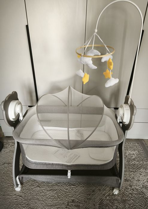 Детская  люлка-качалка