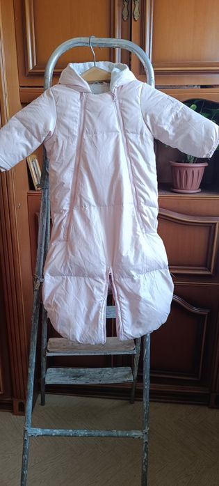 Продам детские комбинезоны