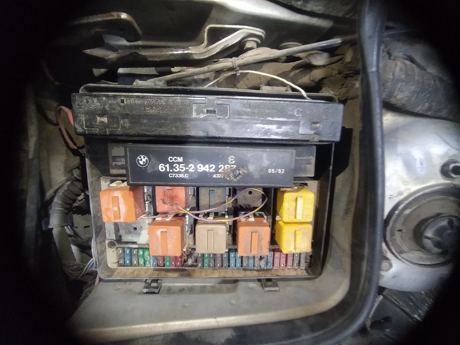 BMW E34 Блок комфорта