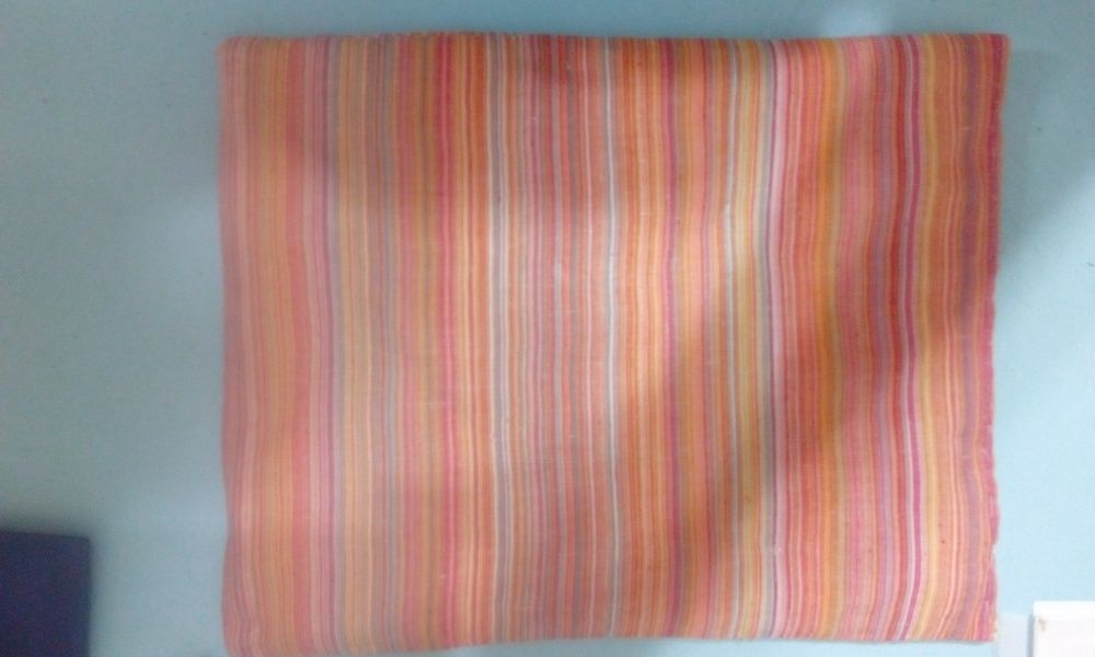 Подушки сидушки на синтепоне.ватине.перо.