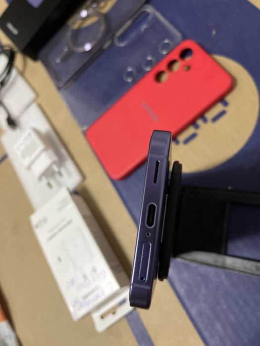 Самсунг s24 8/128