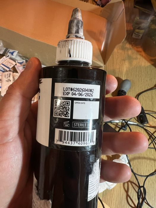 Masina de tatuat + kit