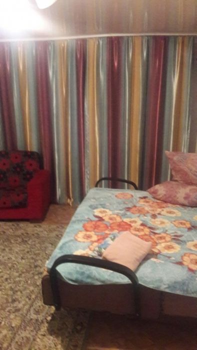 4 мкр.Азия Молл. На часы