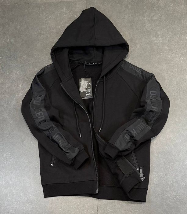 Мъжки екипи Dsquared