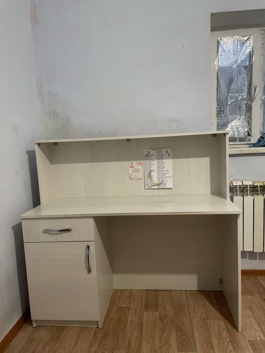 Писменный Стол ресепшн