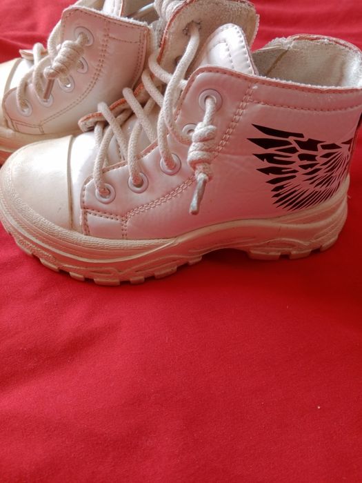 Продам 22 р. В хорошем состоянии.