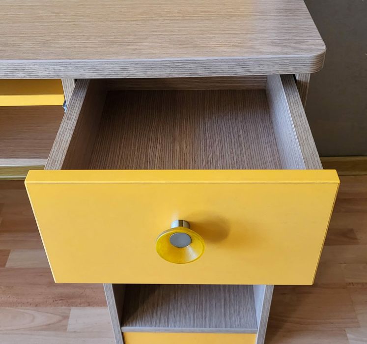 Стол-стеллаж 2в1, Турция