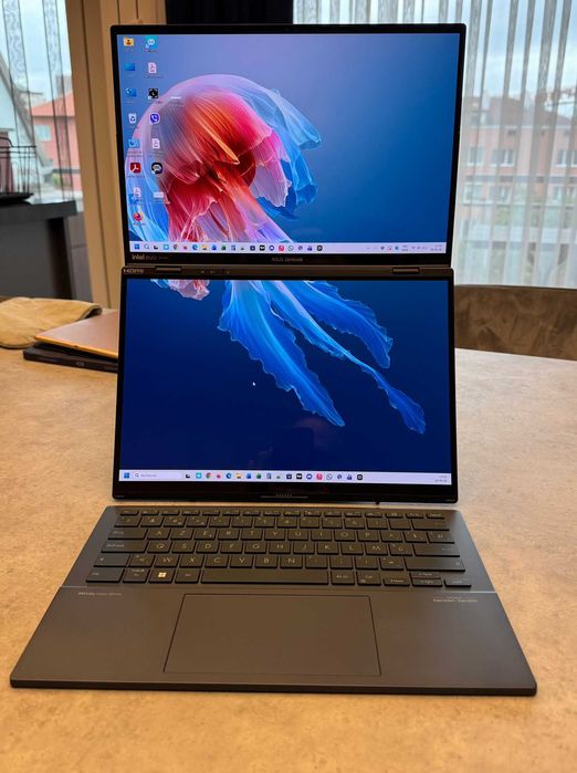 ASUS Zenbook Duo 14 UX8406MA – Ultra 9 – 32GB RAM – Два 3K OLED тъчскрийна – 1TB SSD