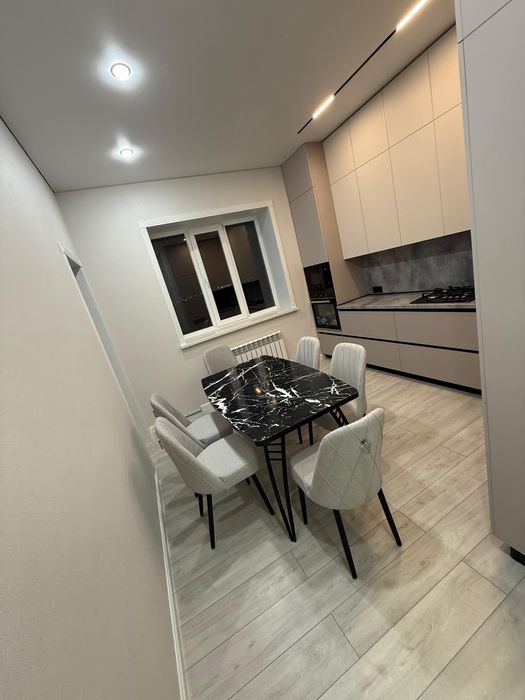 Продам квартиру 75.8 кв