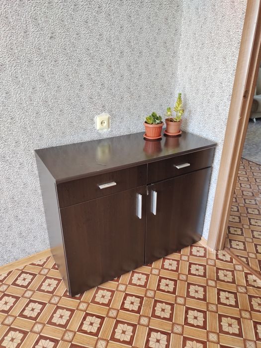 Срочно продам тумбу