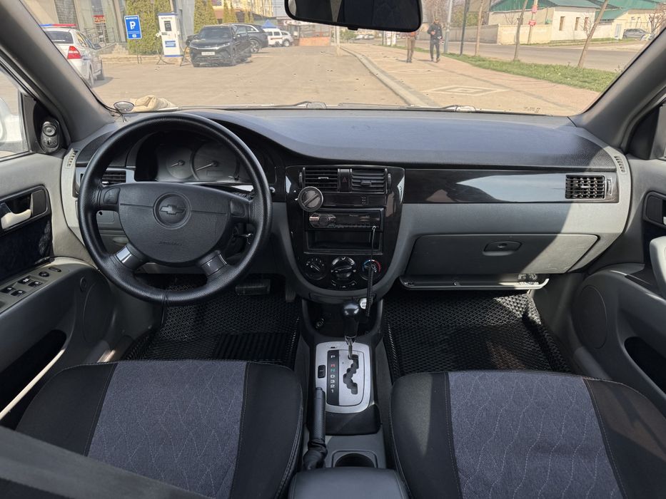 Lacetti 1.8 Arenda Лачетти 1.8 Аренда