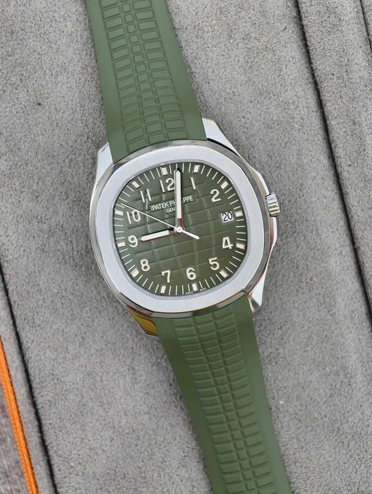 patek philippe aquanaut зелено