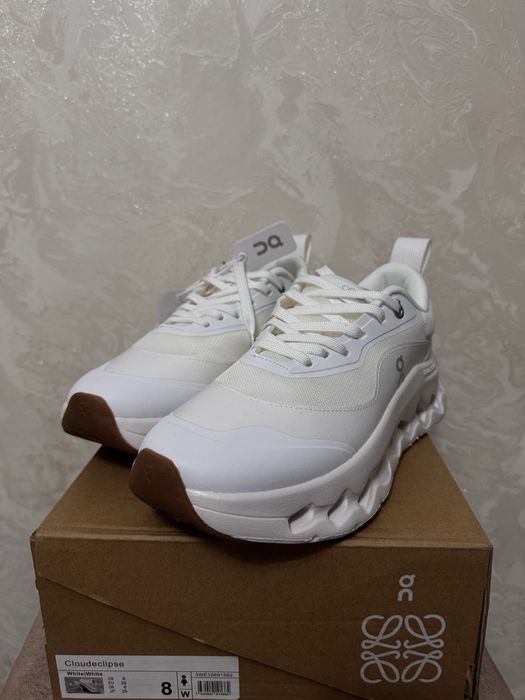 Новые кроссовки ON CLOUDTILT