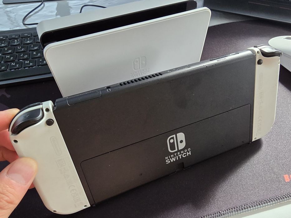 Приставка Nintendo Switch Oled