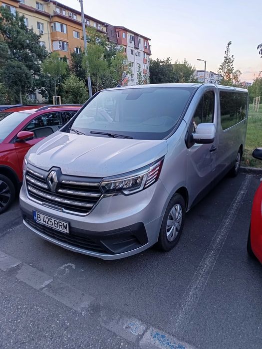 Renault Trafic 8+1 – 2023 – 125.500 km – stare foarte bună