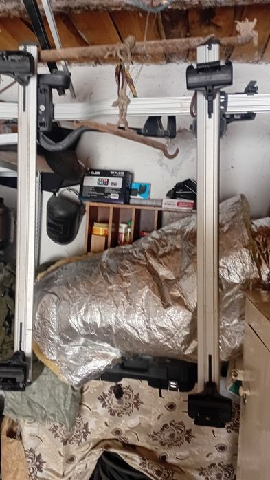 Продам багажник на тойоту