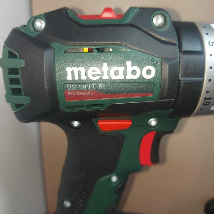 Мощен безчетков комплект METABO 18V