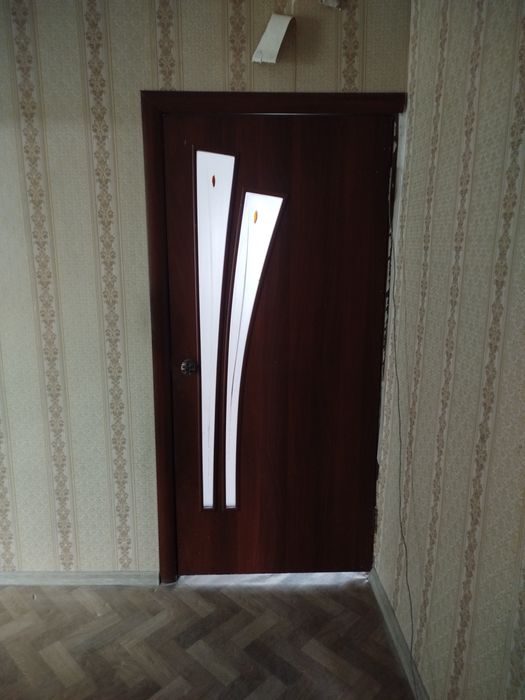 Продам люстру и все что рядом