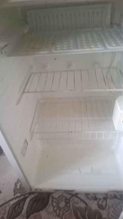 Продаю холодильник