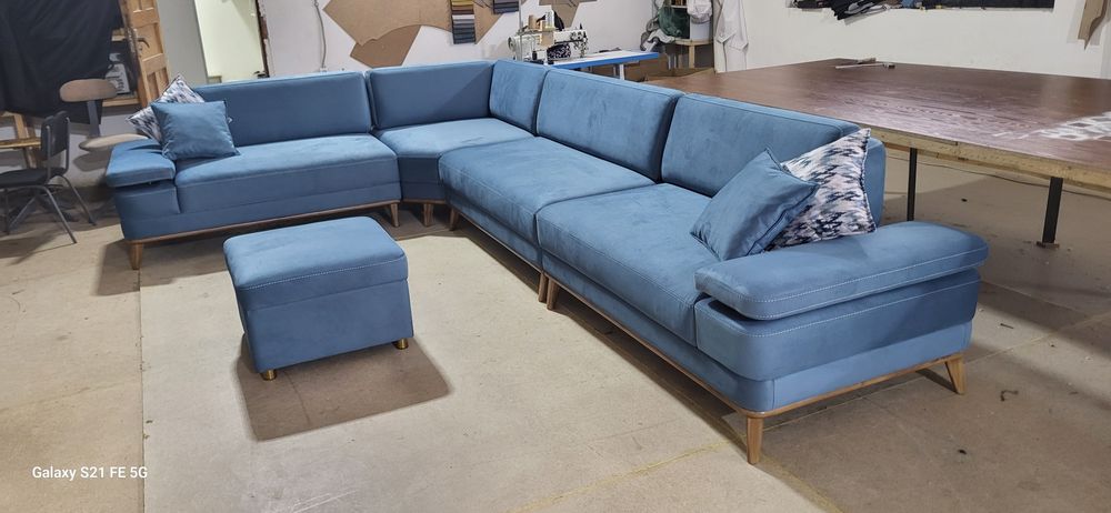 Мягкая мебель ZERO  уголок  размер 2.60 ×3.50