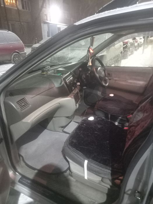 Продам Nissan r.nessa