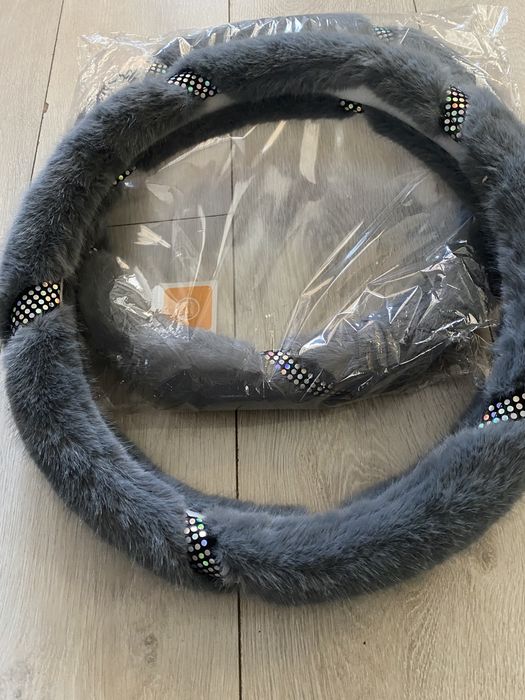 Оплетка на руль меховушка