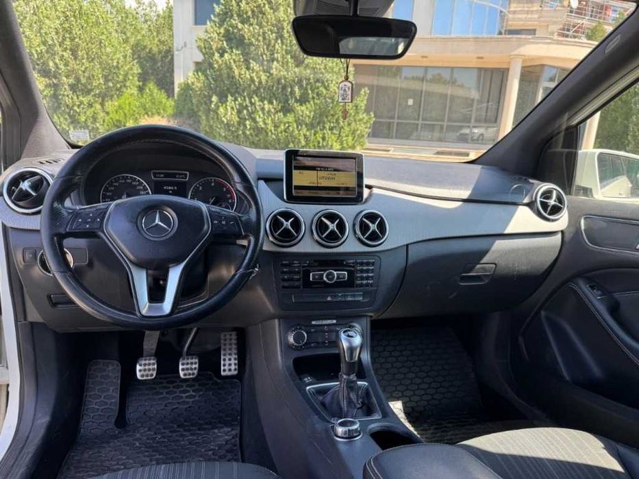 Mercedes-Benz B 200 2.0