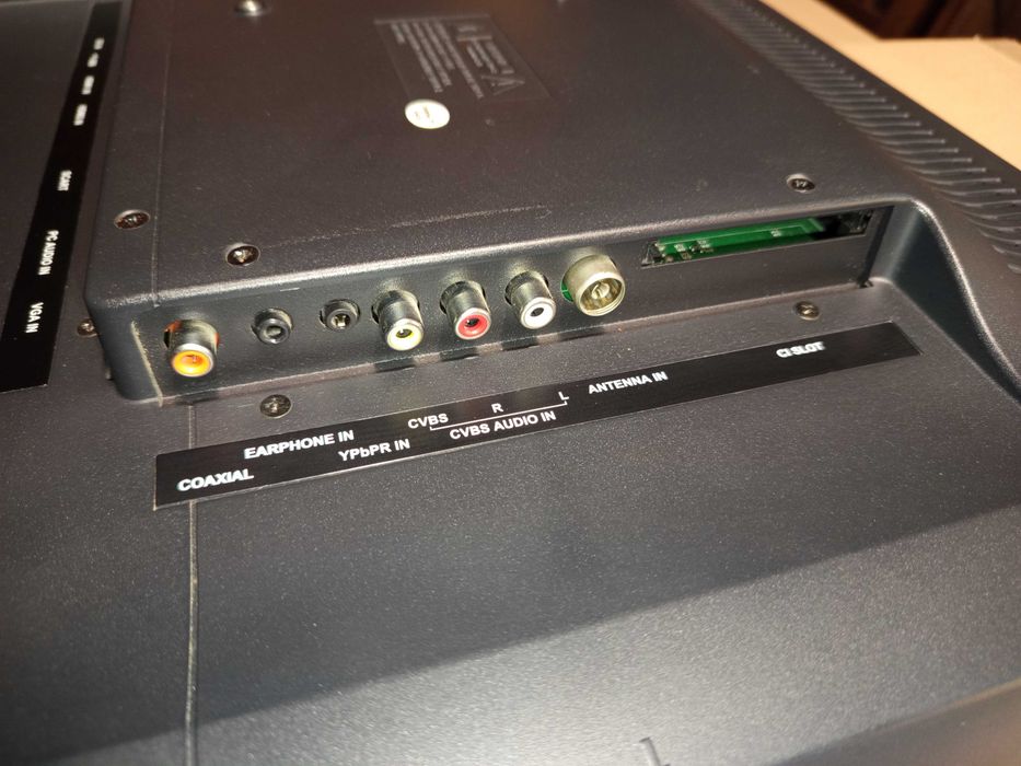 TV LED / Monitor 60cm Arvani TDLE0224P2 Hdmi Vga