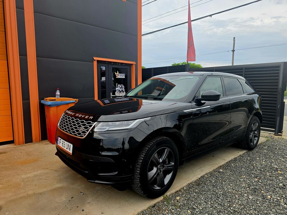 Range rover velar