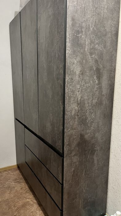 Шкаф для вещей, шифонер