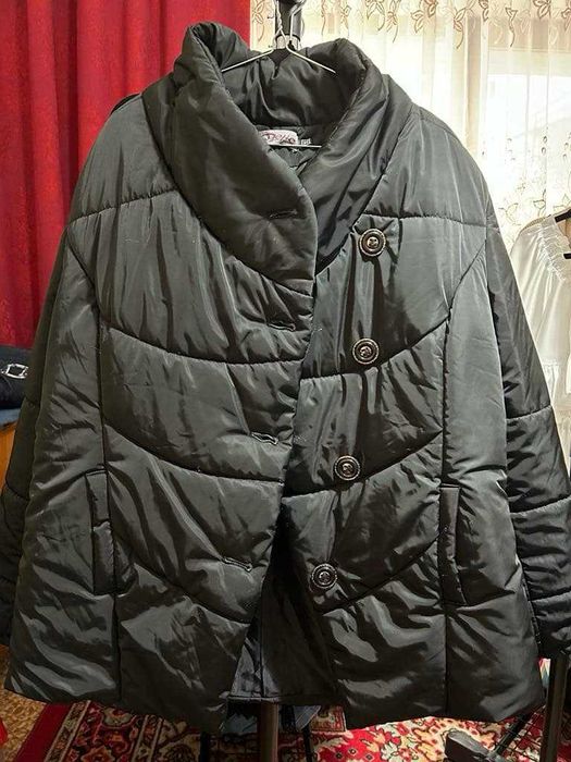 Дамски връхни дрехи