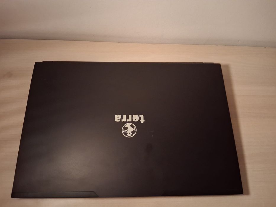 Vand laptop urgent