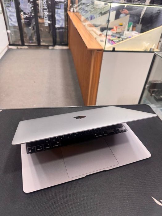 Apple Macbook Air M1 SSD 256GB ОЗУ 8GB Retina  karopa dok
