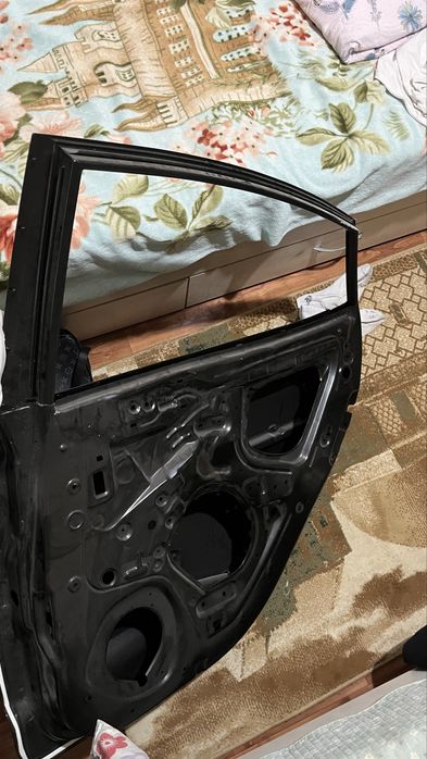 дверь от Hyundai  Accent
