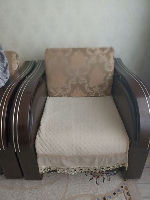 Продам Диван + кресло