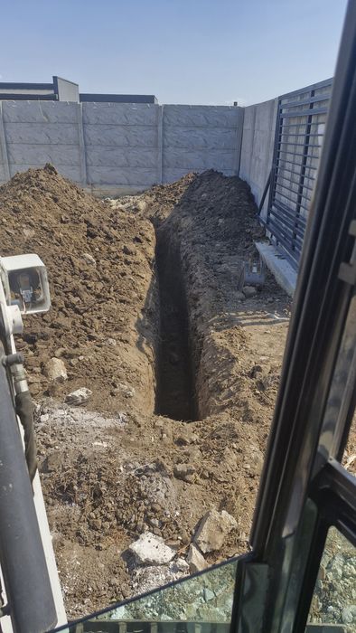 Miniexcavator & Miniincarcator bobcat - Sapaturi  fundatii- Utilitati