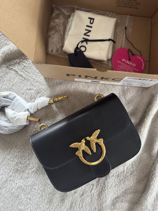 Дамска чанта PINKO