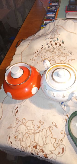 Продам посуду для кухни 2000 тенге.