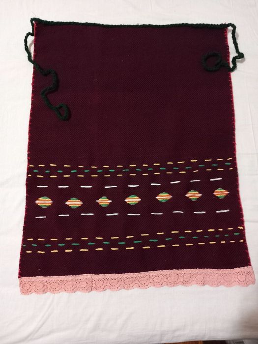 Автентична престилка за носия