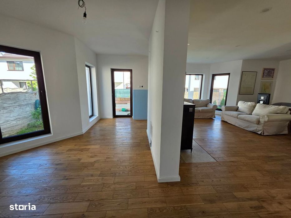 Casa de vanzare zona Pensiunea Morariu