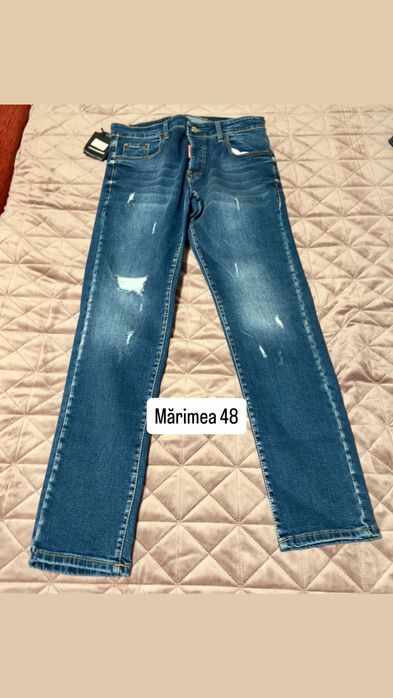 Blugi Dsquared2 multe modele marimi : 44, 48, 50 , 54 livrare oriunde