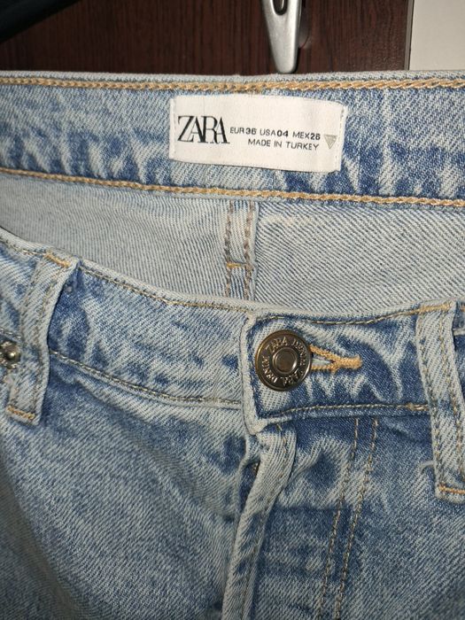 Blugi Zara stare foarte bună