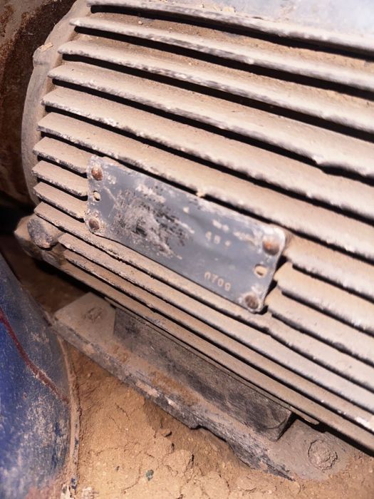 Продам электродвигатели