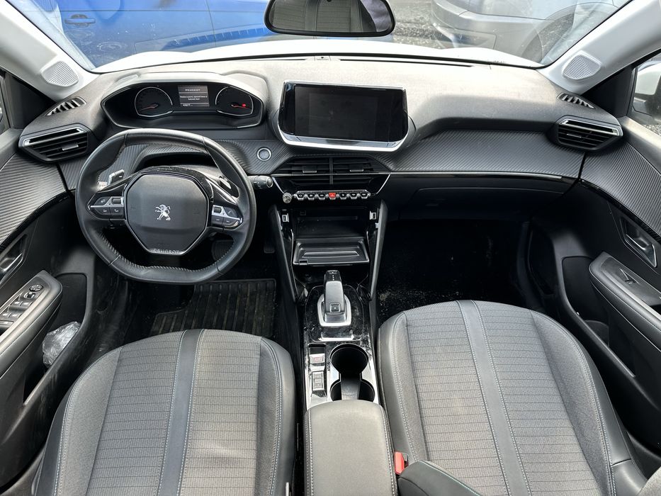 Dezmembrez Peugeot 208 2019-2025, 1.2 benzina NH05, cutie automata