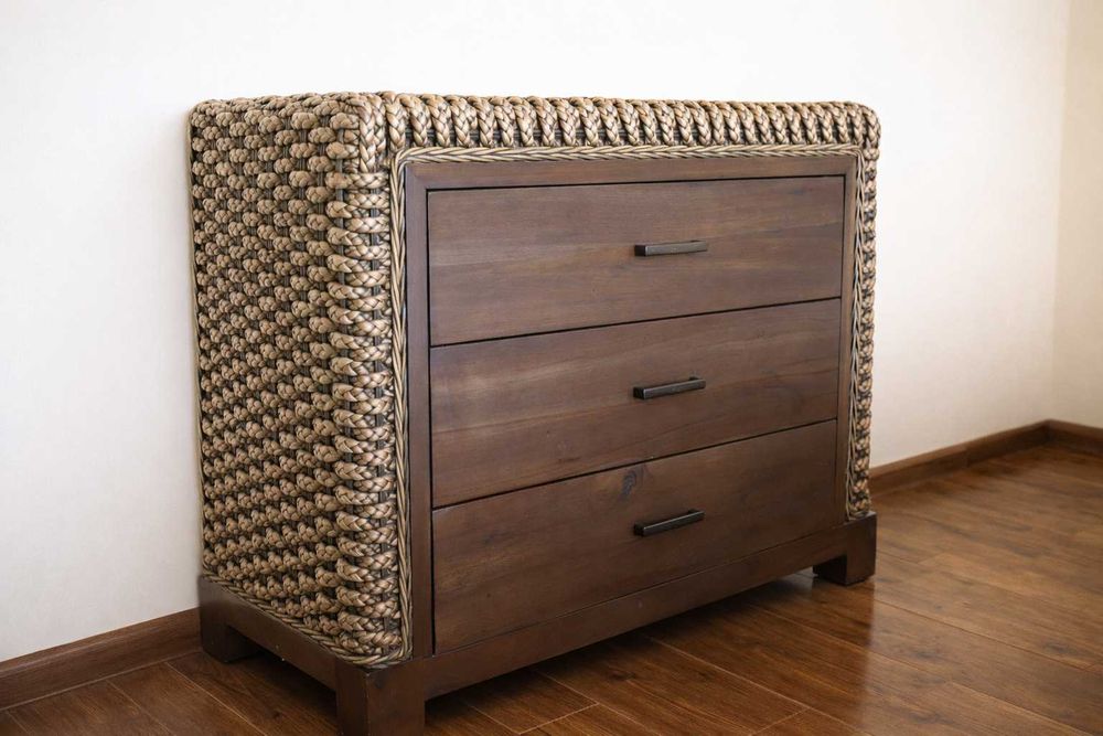 4 модела скринове от масивно дърво и ратан – внос от Индонезия