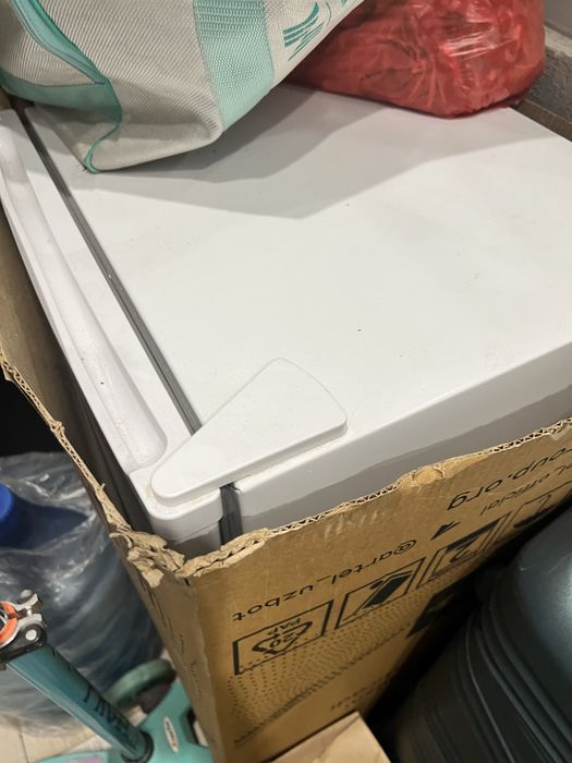 Холодильник маленький