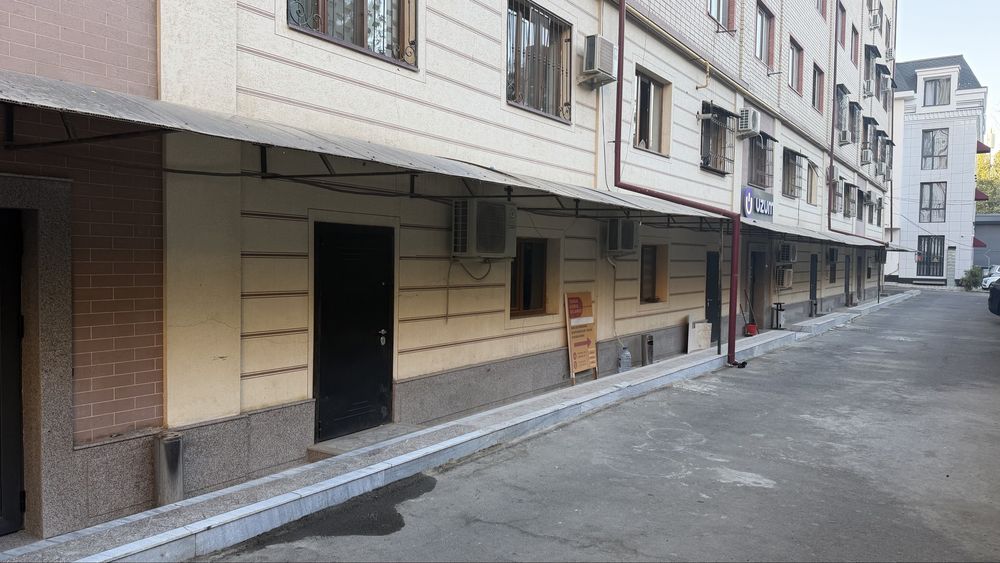 Чиланзар 10 помещение 112м2 в аренду.