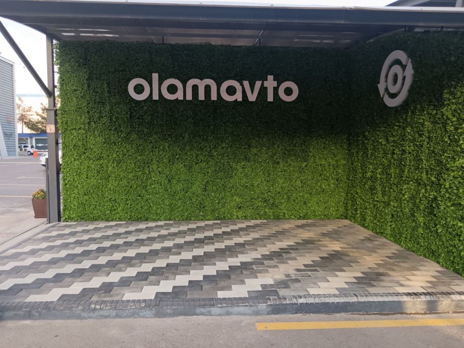 Suniy gullar. Fitostena.Dekorativniy suniy gullar eng arzon va sifatli